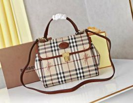 Picture of Burberry Lady Handbags _SKUfw98628507fw